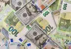 Qui est le plus fort : le dollar ou l'euro ?